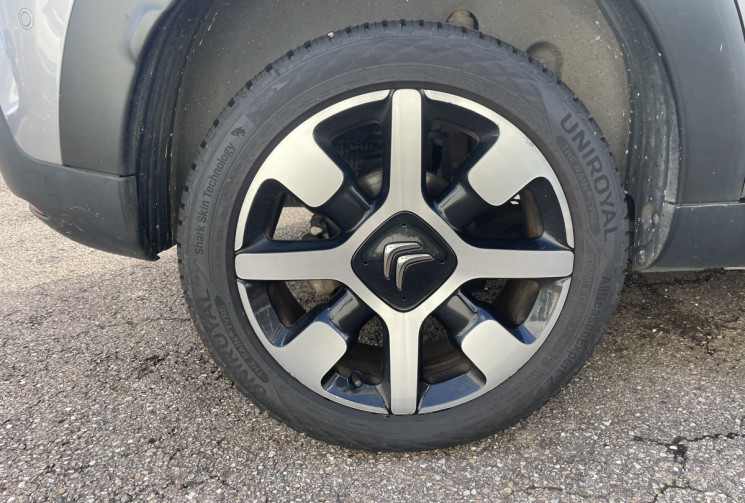 Citroën C4 CACTUS 1.5 Hdi 120 ch Shine EAT6/Caméra /Toit Pano / AFIL/Apple Carplay/Angle mort