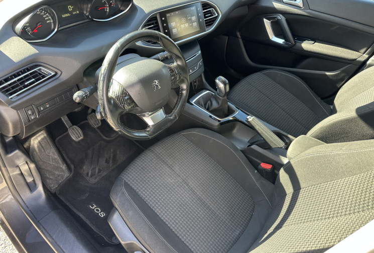 Peugeot 308 1.2 PURETECH 110 CH STYLE / MOTEUR NEUF FACTURE PEUGEOT