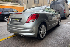 Peugeot 207 CC feline 1.6 HDi FAP 112 cv origine France / GPS / SIEGES CHAUFFANT / TEL /  ALARME