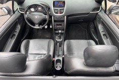 Peugeot 207 CC feline 1.6 HDi FAP 112 cv origine France / GPS / SIEGES CHAUFFANT / TEL /  ALARME