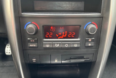 Peugeot 207 CC feline 1.6 HDi FAP 112 cv origine France / GPS / SIEGES CHAUFFANT / TEL /  ALARMA 