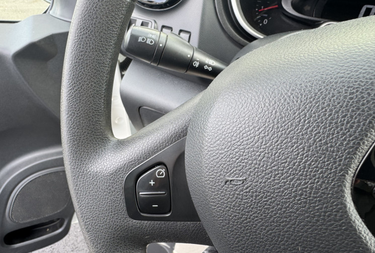 Renault Trafic Fg L1H1 1000 2.0 dCi 145ch Energy Confort Renault Trafic Fg L1H1 1000 2.0 dCi 145ch Energy Confort