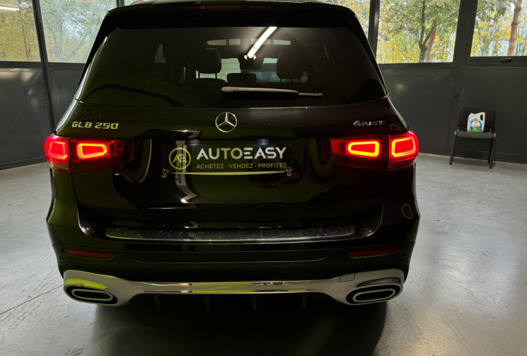 Mercedes GLB 250 AMG LINE 4-MATIC 7PL  * TOIT OUVRANT/ SIEGES CHAUFFANT / BURMESTER