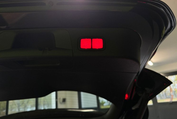 Mercedes GLB 250 AMG LINE 4-MATIC 7PL SUIVI MERCEDES  * TOIT OUVRANT/ SIEGES CHAUFFANT / BURMESTER Mercedes GLB 250 AMG LINE 4-MATIC 7PL SUIVI MERCEDES  * TOIT OUVRANT/ SIEGES CHAUFFANT / BURMESTER