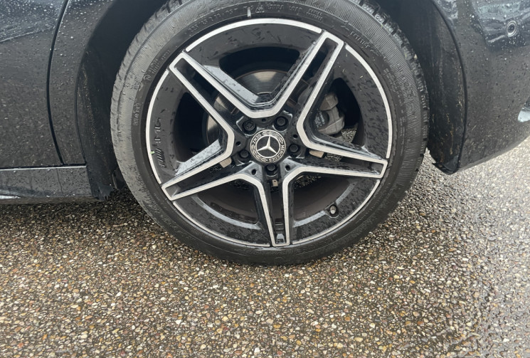 Mercedes Classe A Classe A 200 d 150 ch AMG Line 8G-DCT/Caméra de recul/Toit Ouvrant/ Cuir/Alcantara