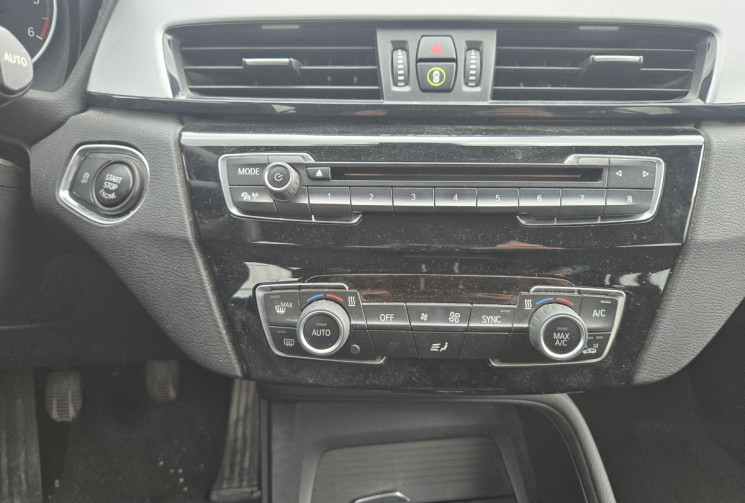 BMW X1 sDrive18d 150ch Lounge * ENTRETIEN FULL BMW * 