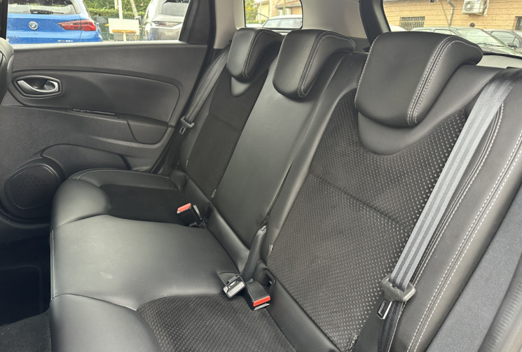 Renault Clio Estate 1.5 dCi 110 ch energy Intens / Courroie neuve / Révision complète