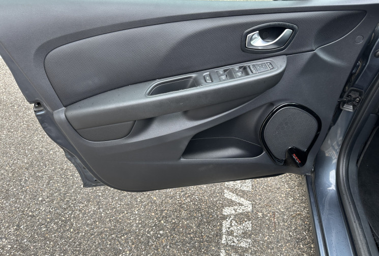 Renault Clio Estate 1.5 dCi 110 ch energy Intens / Courroie neuve / Révision complète