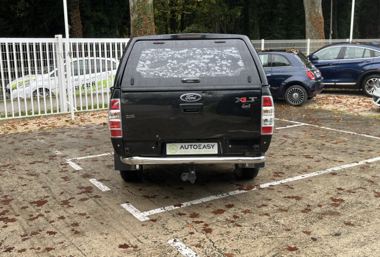 Ford Ranger 2.5 TDCI DOUBLE CABINE 4x4 143cv / Distribution Ok / Attelage / Climatisation / Hardtop Ford Ranger 2.5 TDCI DOUBLE CABINE 4x4 143cv / Distribution Ok / Attelage / Climatisation / Hardtop