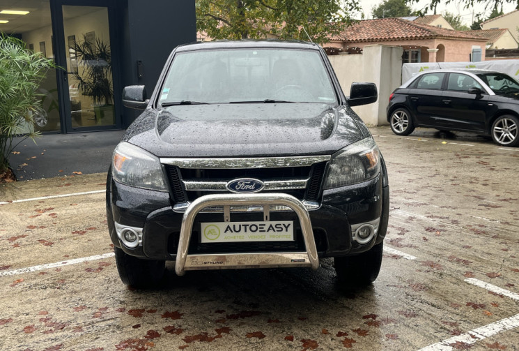 Ford Ranger 2.5 TDCI DOUBLE CABINE 4x4 143cv / Distribution Ok / Attelage / Climatisation / Hardtop Ford Ranger 2.5 TDCI DOUBLE CABINE 4x4 143cv / Distribution Ok / Attelage / Climatisation / Hardtop