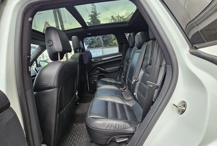 Porsche Cayenne 3.0 v6 