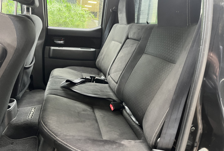 Ford Ranger 2.5 TDCI DOUBLE CABINE 4x4 143cv / Distribution Ok / Attelage / Climatisation / Hardtop Ford Ranger 2.5 TDCI DOUBLE CABINE 4x4 143cv / Distribution Ok / Attelage / Climatisation / Hardtop