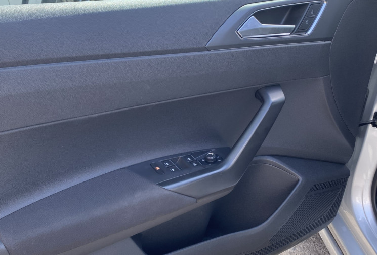 Volkswagen Taigo TAIGO R LINE 110 TURBO ESSENCE BVA Volkswagen Taigo TAIGO R LINE 110 TURBO ESSENCE BVA