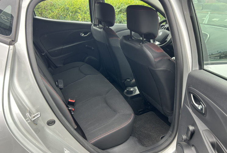 Renault Clio IV ZEN 1.2l 75 CV 1ERE Mains (Entretien Renault)