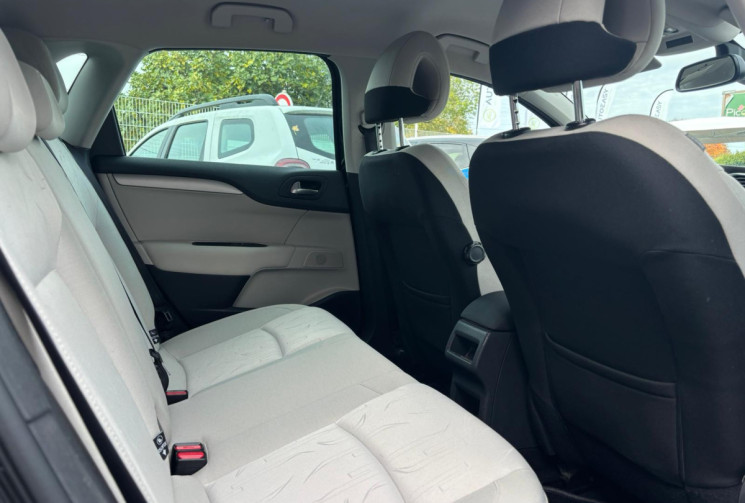 Citroën C4 1.6 HDI 112 COLLECTION / GARANTIE 12 MOIS / DISTRI REFAITE / BON ETAT