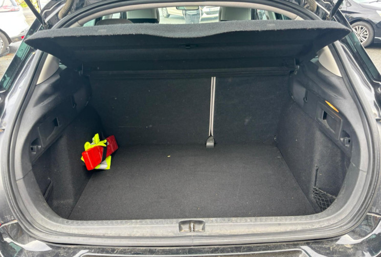 Citroën C4 1.6 HDI 112 COLLECTION / GARANTIE 12 MOIS / DISTRI REFAITE / BON ETAT