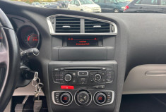 Citroën C4 112 CV 1.6 HDI COLLECTION / GARANTIE 12 MOIS / DISTRI REFAITE / BON ETAT Citroën C4 112 CV 1.6 HDI COLLECTION / GARANTIE 12 MOIS / DISTRI REFAITE / BON ETAT