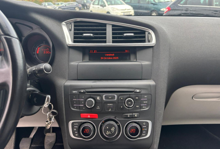 Citroën C4 1.6 HDI 112 COLLECTION / GARANTIE 12 MOIS / DISTRI REFAITE / BON ETAT