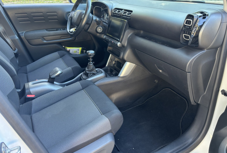 Citroën C3 Aircross C3 AIRCROSS 1.2 THP 110 cv COMMANDE AU VOLANT - CLIM - BLUETOOTH suivi complet  Citroën C3 Aircross C3 AIRCROSS 1.2 THP 110 cv COMMANDE AU VOLANT - CLIM - BLUETOOTH suivi complet