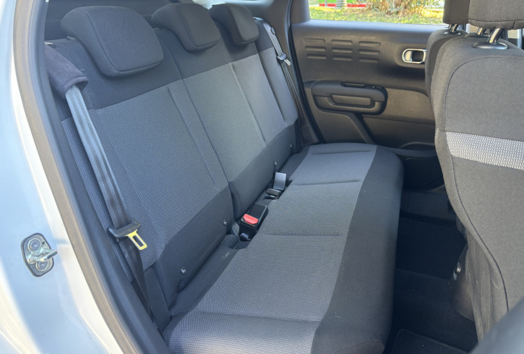Citroën C3 Aircross C3 AIRCROSS 1.2 THP 110 cv COMMANDE AU VOLANT - CLIM - BLUETOOTH suivi complet  Citroën C3 Aircross C3 AIRCROSS 1.2 THP 110 cv COMMANDE AU VOLANT - CLIM - BLUETOOTH suivi complet