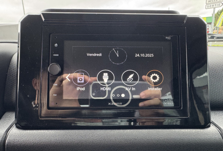 Suzuki Jimny 1.5 VVT PRIVILEGE - GTIE CONSTRUCTEUR - GRAND ECRAN - CARPLAY - CAMERA DE RECUL - TVA