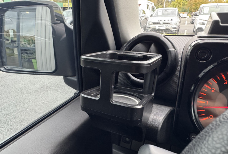Suzuki Jimny 1.5 VVT PRIVILEGE - GTIE CONSTRUCTEUR - GRAND ECRAN - CARPLAY - CAMERA DE RECUL - TVA