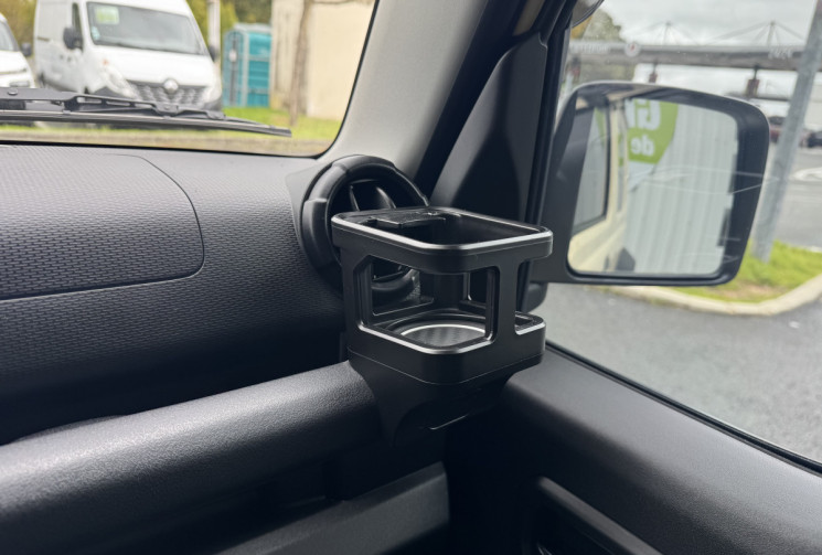Suzuki Jimny 1.5 VVT PRIVILEGE - GTIE CONSTRUCTEUR - GRAND ECRAN - CARPLAY - CAMERA DE RECUL - TVA