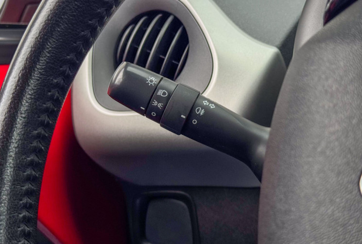 Peugeot 108 82 Active 3 Portes Clim Sièges Chauffants Distribution & révision à jours