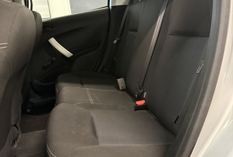 Peugeot 208 1.2 68ch  Peugeot 208 1.2 68ch