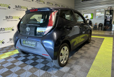 Toyota Aygo 1.0 VVT-i 69 ch x-play 5p CLIM 1ERE MAIN Toyota Aygo 1.0 VVT-i 69 ch x-play 5p CLIM 1ERE MAIN