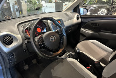 Toyota Aygo 1.0 VVT-i 69 ch x-play 5p CLIM 1ERE MAIN Toyota Aygo 1.0 VVT-i 69 ch x-play 5p CLIM 1ERE MAIN