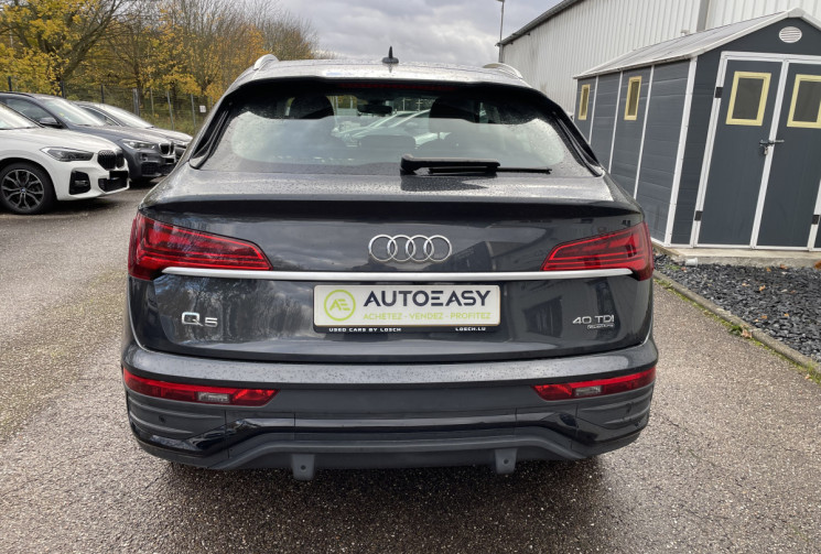 Audi Q5  Sportback 40 TDI Mild Hybrid 204 ch S line Quattro S tronic 7/  Sellerie Cuir Gris