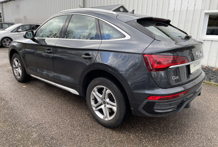 Audi Q5  Sportback 40 TDI Mild Hybrid 204 ch S line Quattro S tronic 7/  Sellerie Cuir Gris