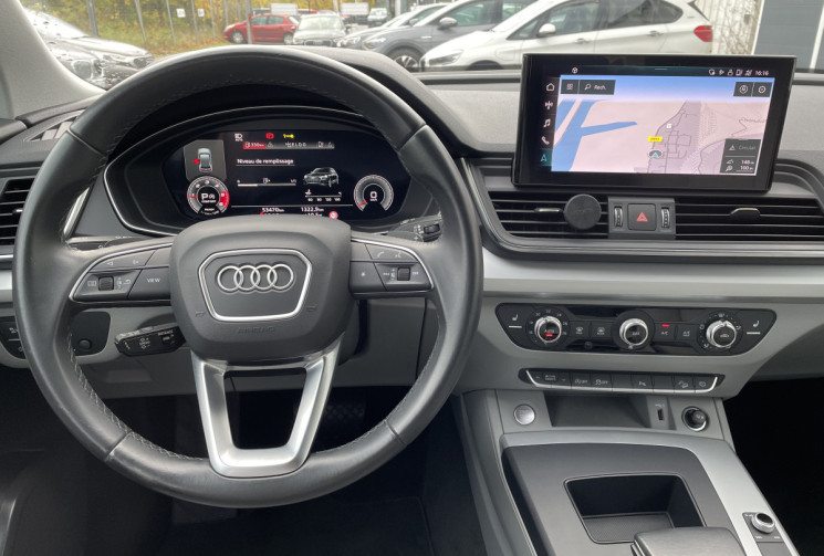Audi Q5  Sportback 40 TDI Mild Hybrid 204 ch S line Quattro S tronic 7/  Sellerie Cuir Gris