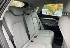 Audi Q5  Sportback 40 TDI Mild Hybrid 204 ch S line Quattro S tronic 7/  Sellerie Cuir Gris