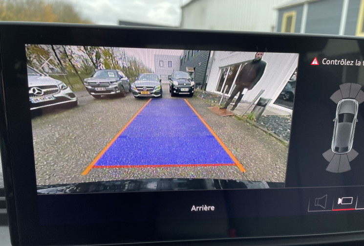 Audi Q5  Sportback 40 TDI Mild Hybrid 204 ch S line Quattro S tronic 7/  Sellerie Cuir Gris