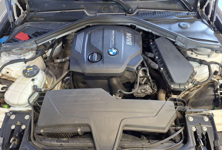 BMW Série 1 1.5 116 URBAN CHIC BVA GARANTIE 6 MOIS BMW Série 1 1.5 116 URBAN CHIC BVA GARANTIE 6 MOIS