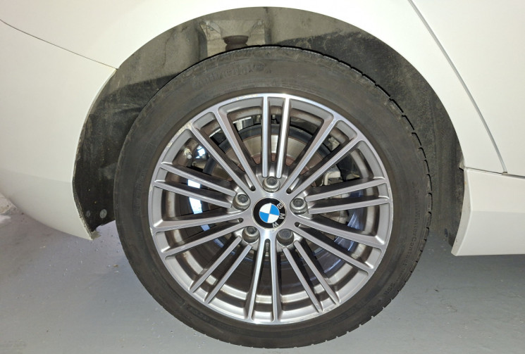 BMW Série 1 1.5 116 URBAN CHIC BVA GARANTIE 6 MOIS BMW Série 1 1.5 116 URBAN CHIC BVA GARANTIE 6 MOIS