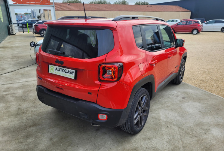 Jeep Renegade 1.3 GSE TURBO T4 240 AT6 4XE Jeep Renegade 1.3 GSE TURBO T4 240 AT6 4XE