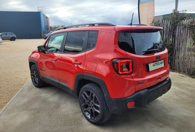 Jeep Renegade 1.3 GSE TURBO T4 240 AT6 4XE Jeep Renegade 1.3 GSE TURBO T4 240 AT6 4XE