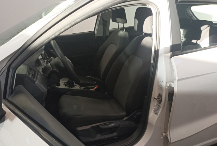 SEAT Ibiza 1.6 TDI 80ch Start/Stop Reference SEAT Ibiza 1.6 TDI 80ch Start/Stop Reference