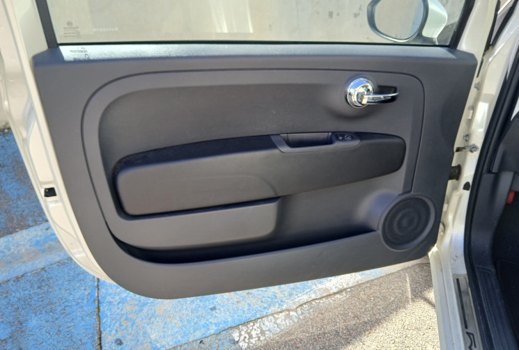 FIAT 500C Phase 2 1.2 MPi 69 LA PETITE NOIR FIAT 500C Phase 2 1.2 MPi 69 LA PETITE NOIR
