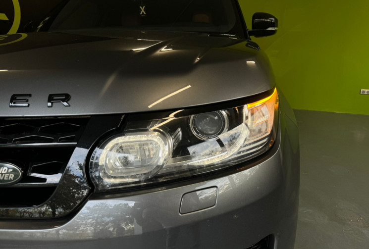 Land-Rover Range Rover Sport Mark IV SDV6 3.0L * Toit Ouvrant / Sièges Chauffant / Attelage
