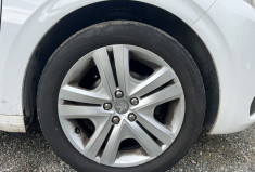 Peugeot 208 1.6 BlueHDi 100 STYLE Peugeot 208 1.6 BlueHDi 100 STYLE