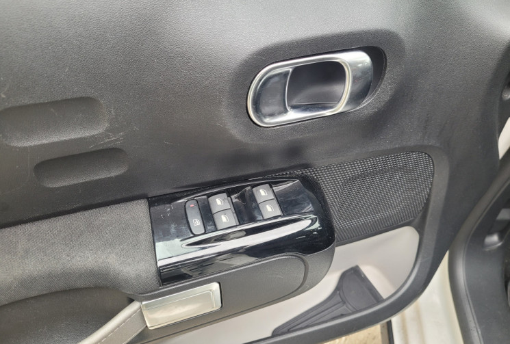 Citroën C3 PURETECH 82 FEEL Citroën C3 PURETECH 82 FEEL