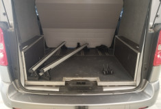 Peugeot Expert III Standard 2.0 Blue HDi 16V EAT8 S&S 180 cv + ATTELAGE ET BARRES DE TOIT  Peugeot Expert III Standard 2.0 Blue HDi 16V EAT8 S&S 180 cv + ATTELAGE ET BARRES DE TOIT