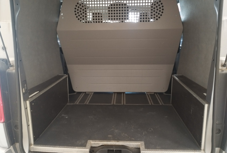 Peugeot Expert III Standard 2.0 Blue HDi 16V EAT8 S&S 180 cv + ATTELAGE ET BARRES DE TOIT  Peugeot Expert III Standard 2.0 Blue HDi 16V EAT8 S&S 180 cv + ATTELAGE ET BARRES DE TOIT