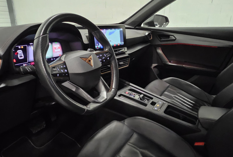 CUPRA Formentor tsi 150 cv dsg7 V + options / JA 19 / attelage / carplay CUPRA Formentor tsi 150 cv dsg7 V + options / JA 19 / attelage / carplay