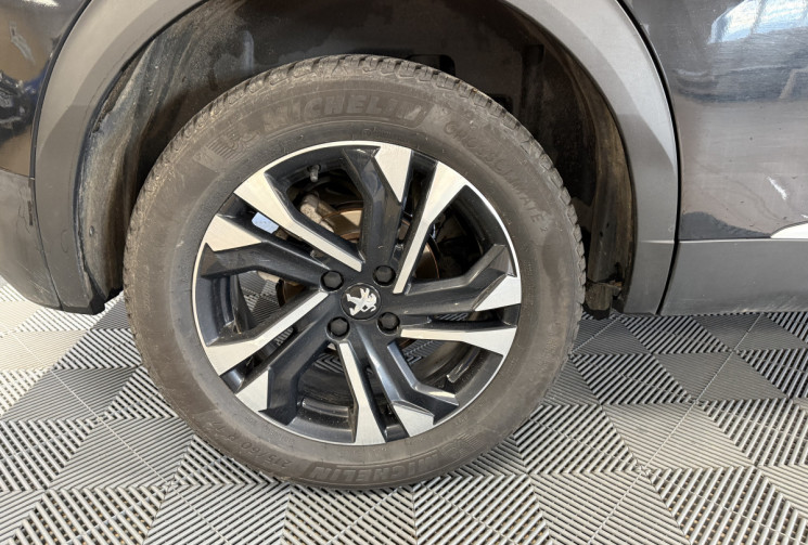 Peugeot 2008 1.5 BLUEHDI EAT8 130 ALLURE / RAPPEL DE CHAINE A JOUR 