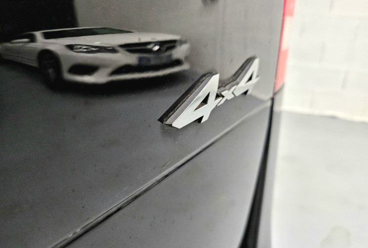 Mercedes Vito 119 cdi 190 cv 4X4 bva mixto select + options 